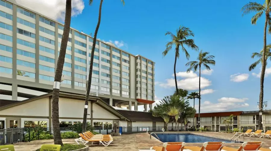 Best Hotels with Free Parking and Shuttle Service