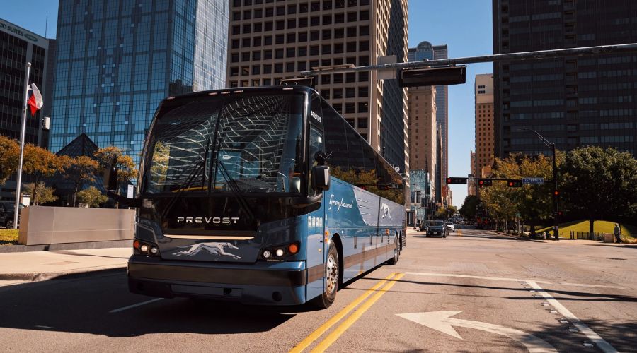 Weekend bus getaways USA