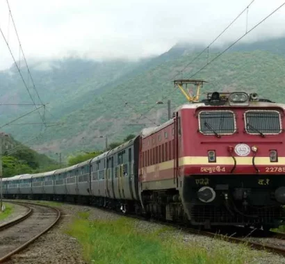 1692020496_train